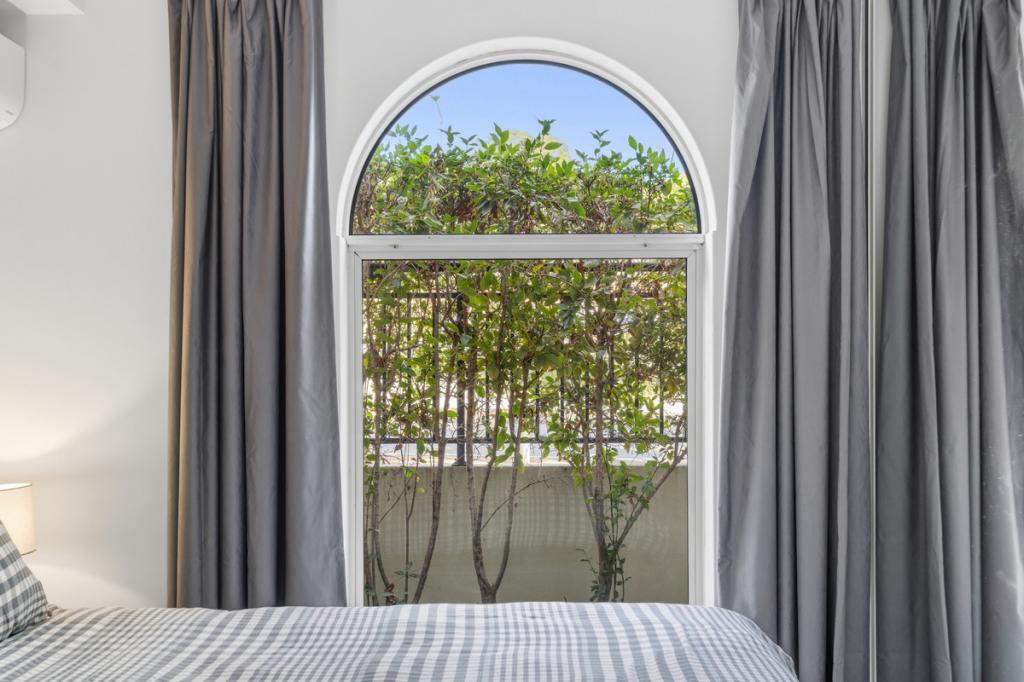 4/101 Grand Bvd, Joondalup, WA 6027