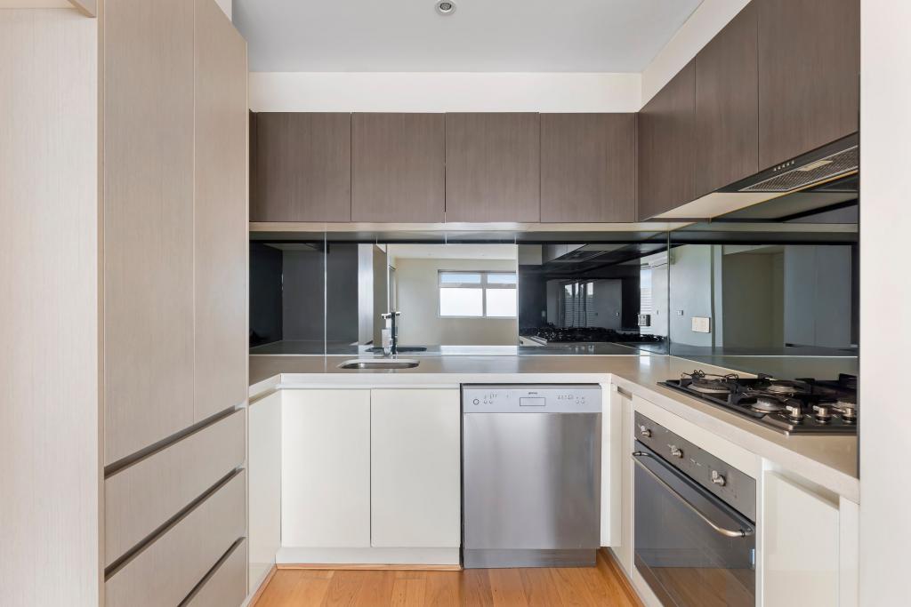 11/2c Walsh St, Ormond, VIC 3204