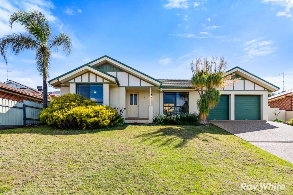 2 Minchin Pl, Kooringal, NSW 2650