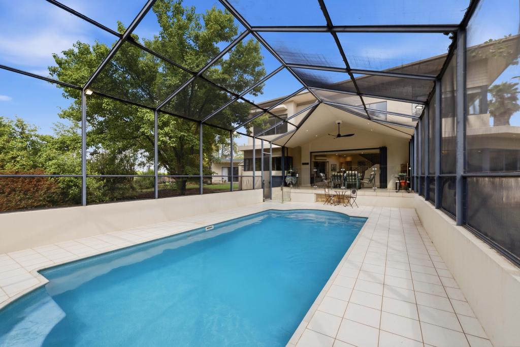 16 Bella Vista Dr, Lake Wyangan, NSW 2680
