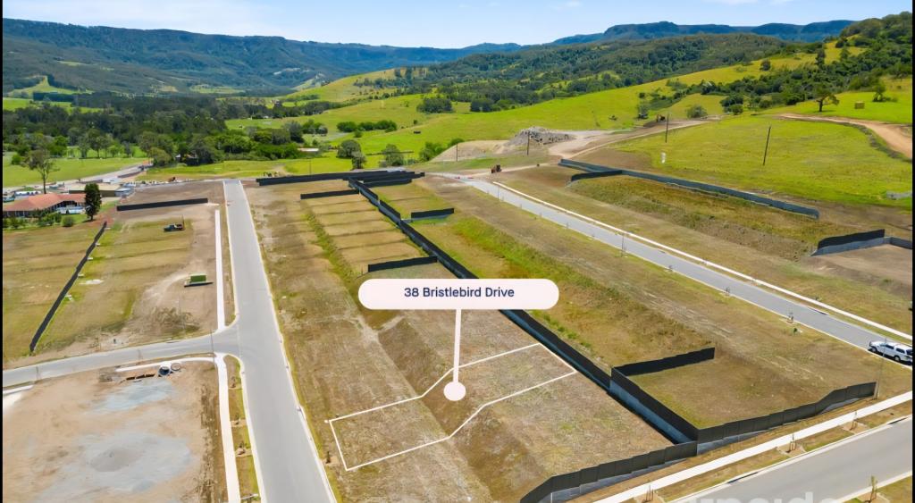38 Bristlebird Dr, Calderwood, NSW 2527