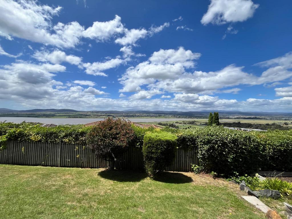 27 GALLAGHER DR, RIVERSIDE, TAS 7250