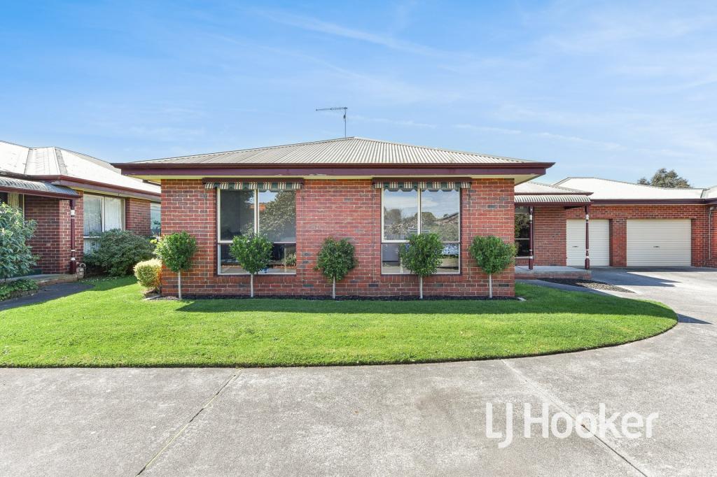 2/28a Henry St, Pakenham, VIC 3810