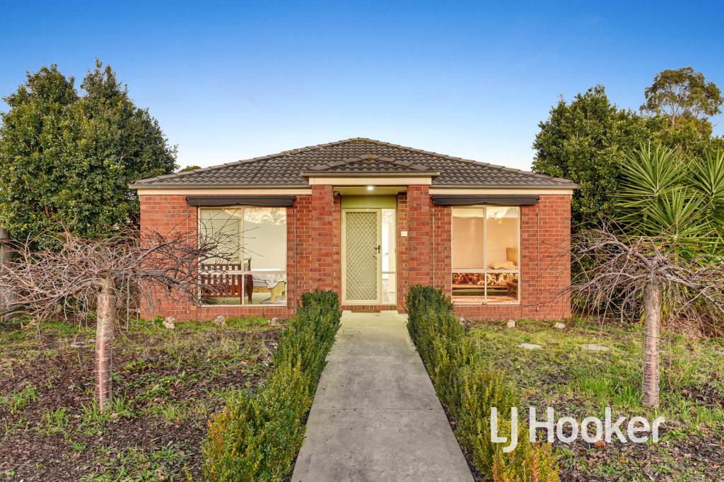 22 SUNBIRD AVE, CRANBOURNE, VIC 3977