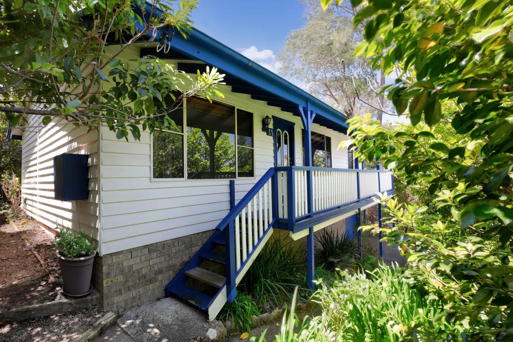 11 Charles St, Katoomba, NSW 2780