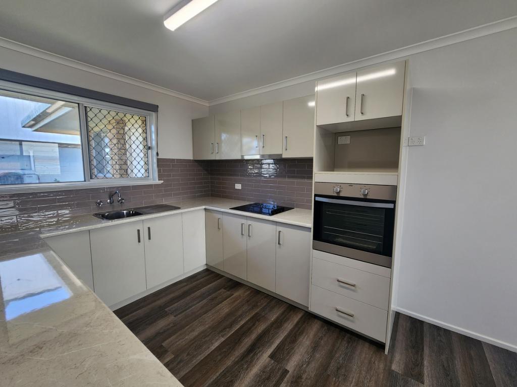 30 Dwyer St, Gatton, QLD 4343