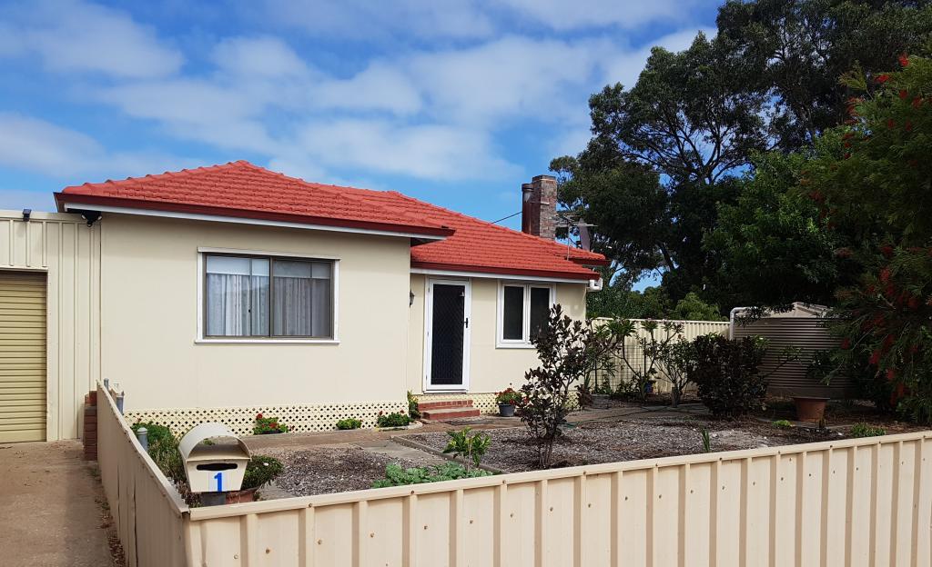 1 White Pl, Nulsen, WA 6450