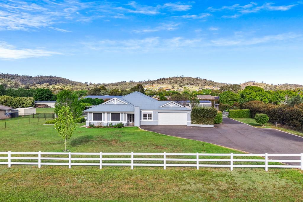 18 Sequoia Dr, Moore Creek, NSW 2340