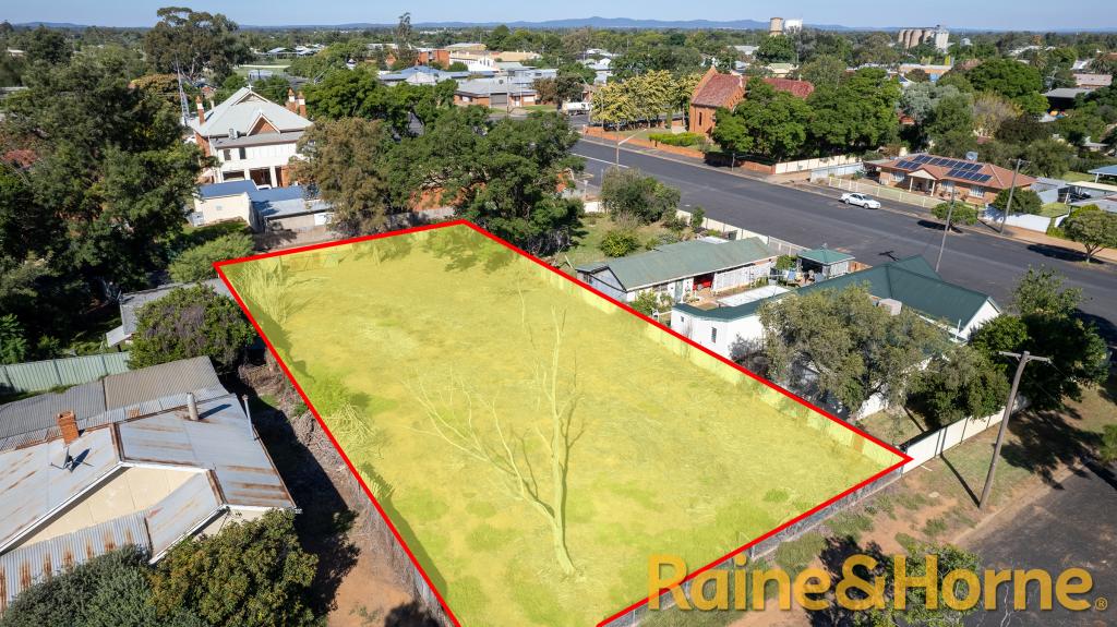 17 Third Ave, Narromine, NSW 2821