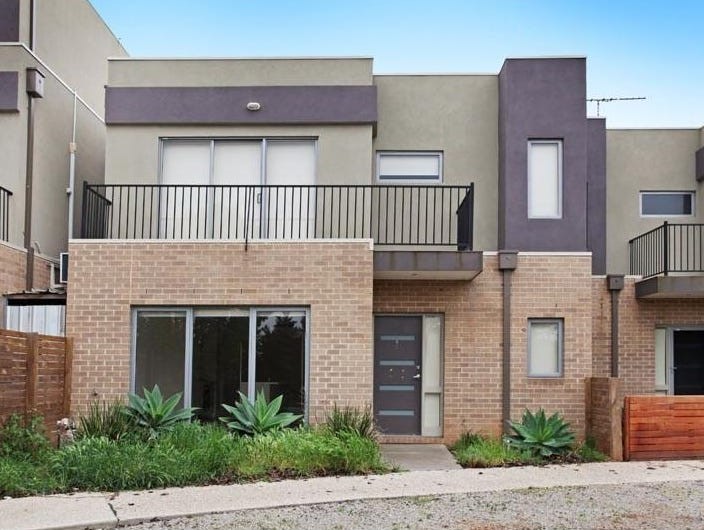 2/19-21 The Avenue, Caroline Springs, VIC 3023