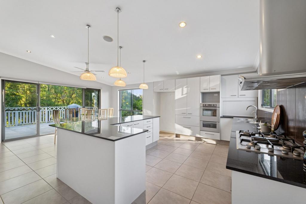 8 Maloney Cres, Maudsland, QLD 4210