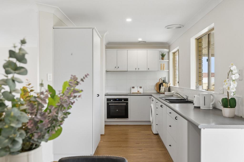 24a Barwon Heads Tce, Connolly, WA 6027
