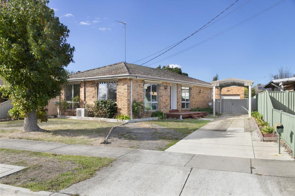 24 Manneville St, Wendouree, VIC 3355