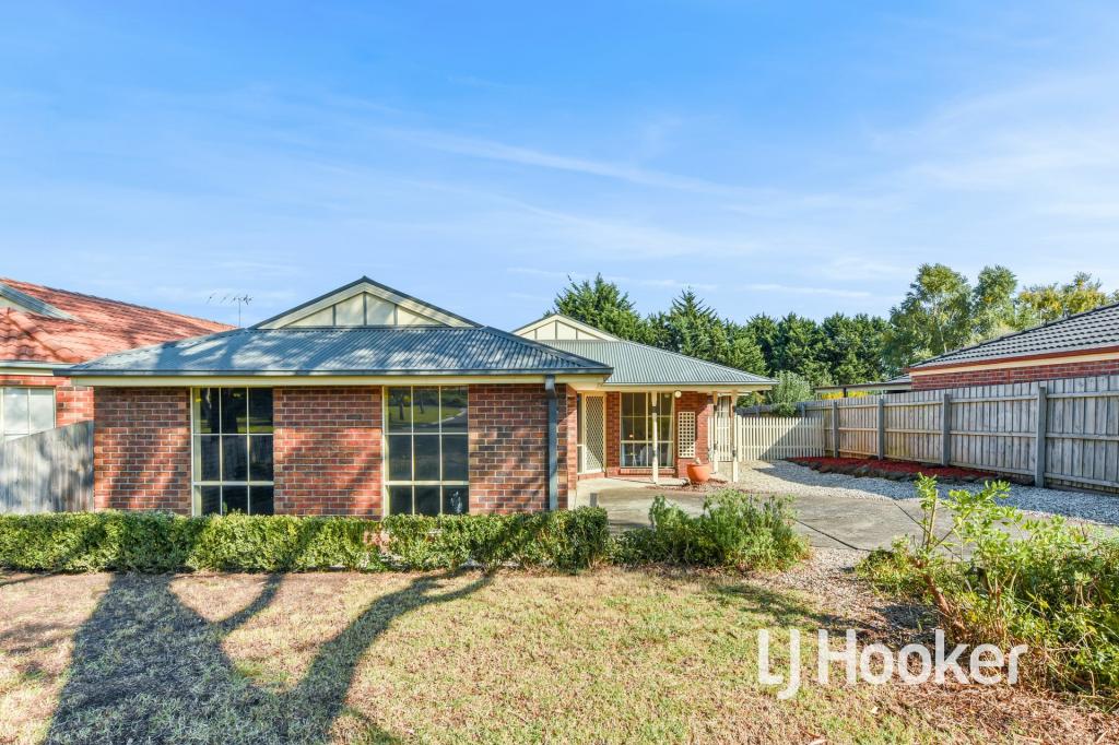 53 Balmoral Way, Pakenham, VIC 3810