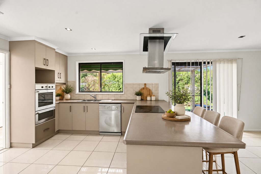 26 Rosedale Dr, West Albury, NSW 2640