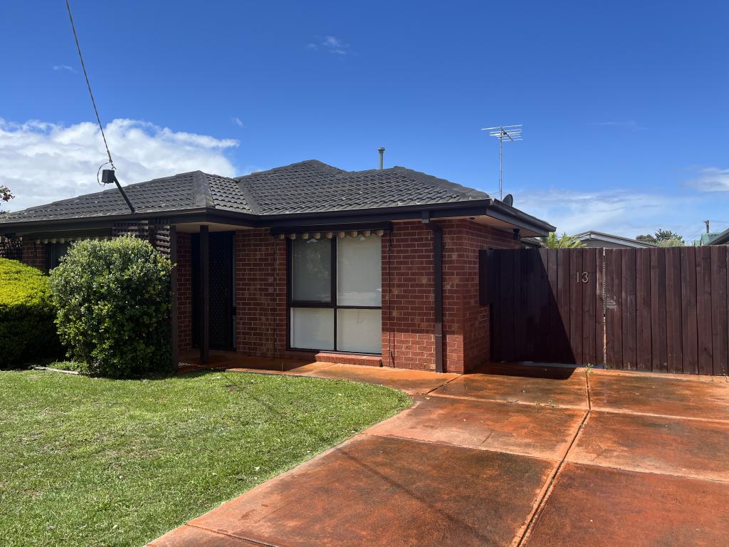 13 Samuel Ct, Werribee, VIC 3030