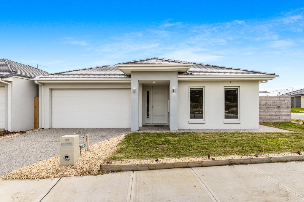 33 Authentic Ave, Cranbourne South, VIC 3977