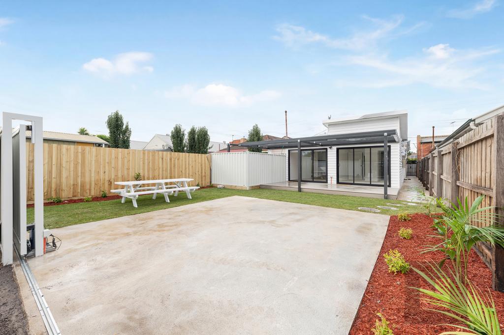 39 Challis St, Newport, VIC 3015
