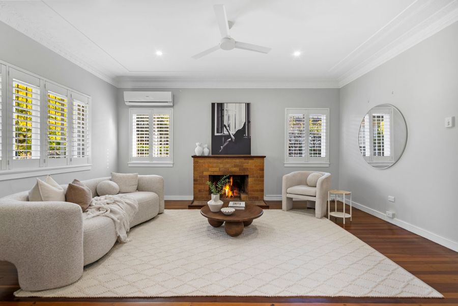 44 Framont Ave, Holland Park, QLD 4121