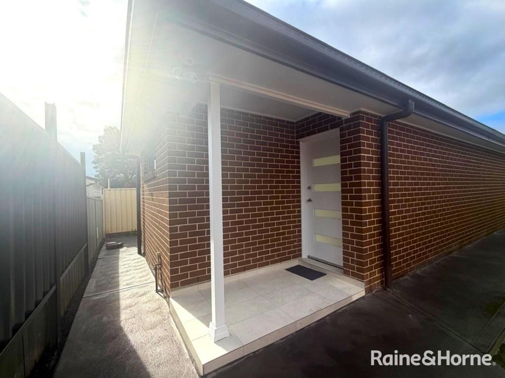 3a Clover Pl, Macquarie Fields, NSW 2564