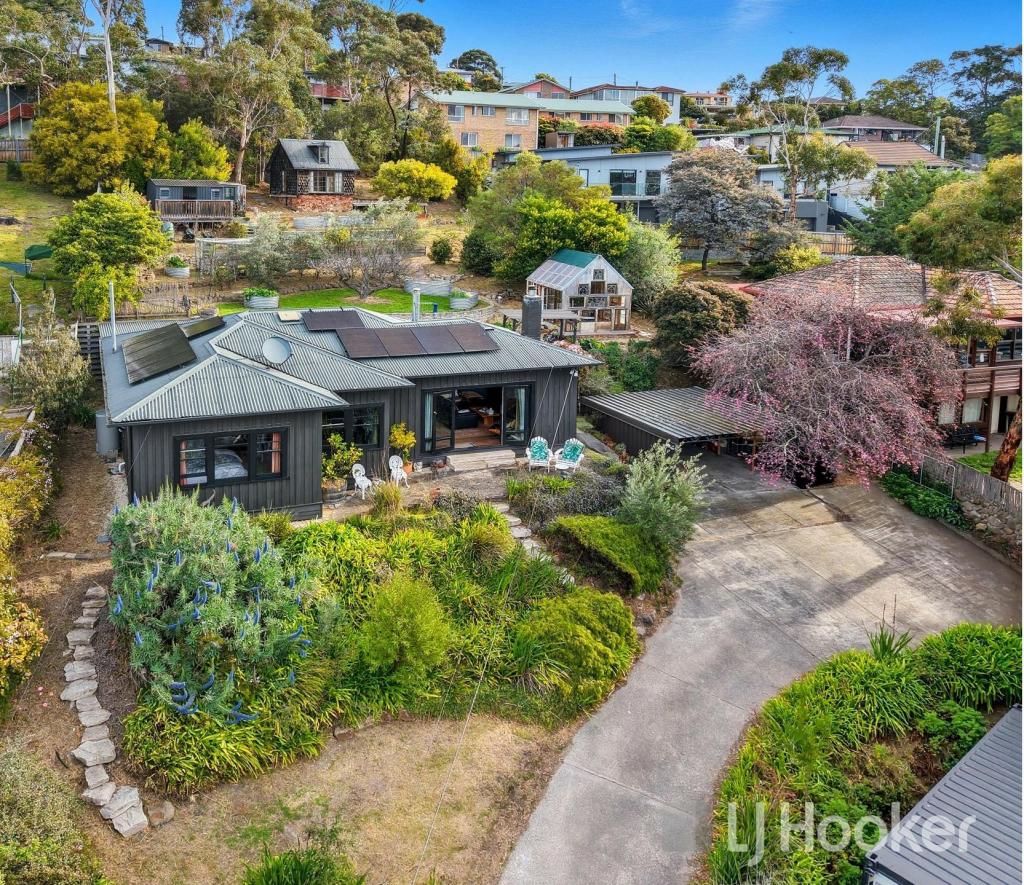 76 Beach Rd, Kingston Beach, TAS 7050