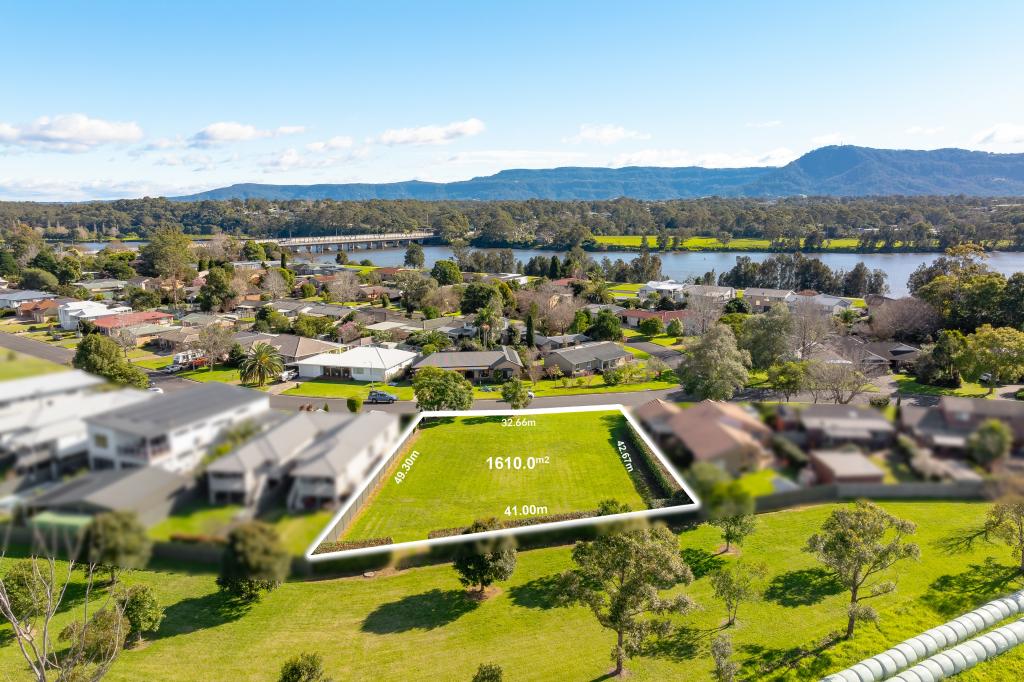 34-36 LYREBIRD DR, NOWRA, NSW 2541