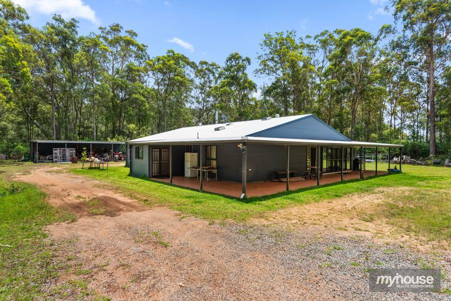 89 Castle Rd, Cabarlah, QLD 4352