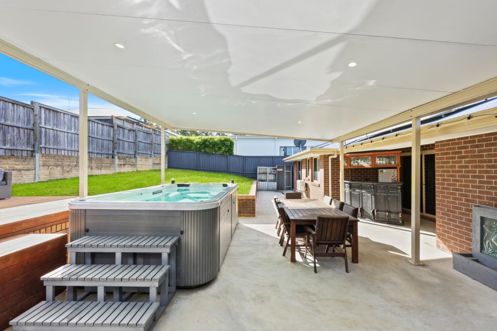 3 Theatre Pl, Thrumster, NSW 2444