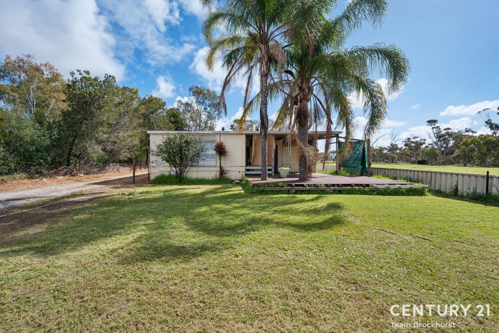 74 Cumming St, Brookton, WA 6306