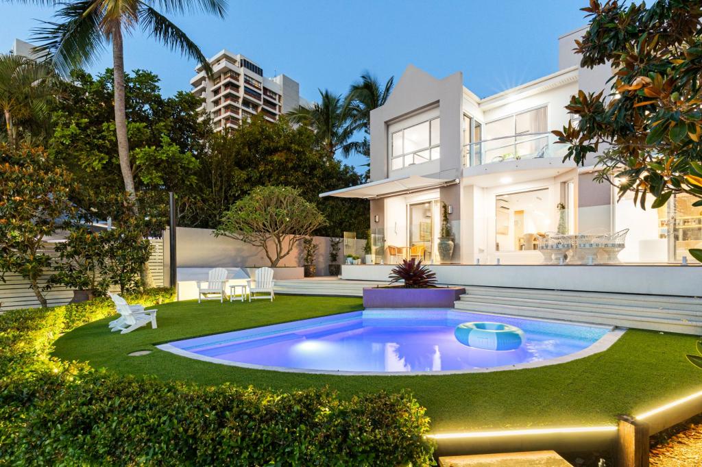 1/12 Commodore Dr, Surfers Paradise, QLD 4217