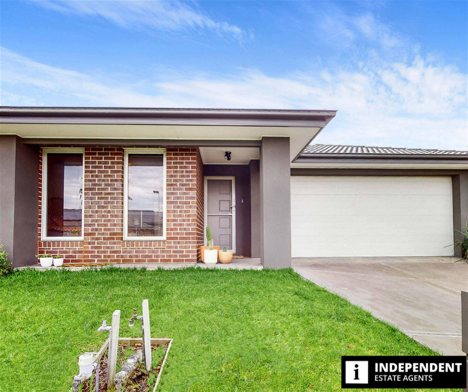 31 Sandymount Dr, Clyde North, VIC 3978