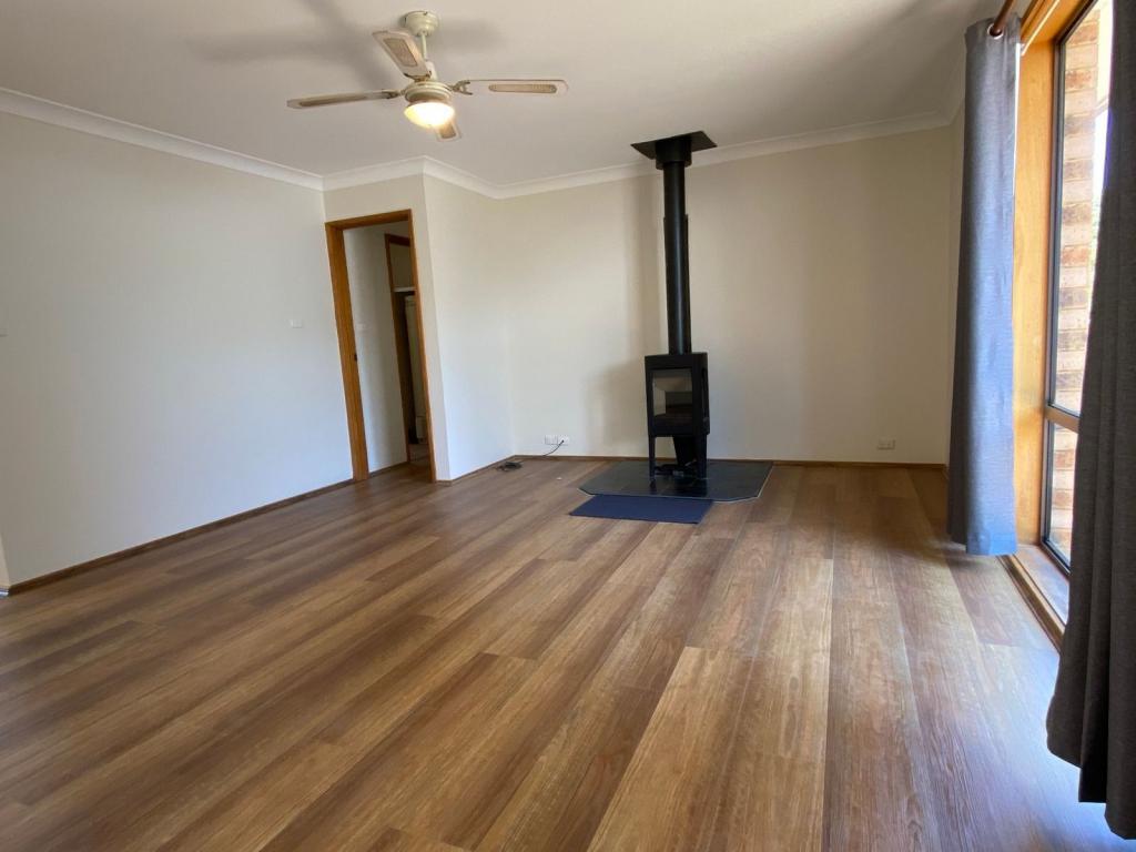 1/50 BYWONG ST, SUTTON, NSW 2620