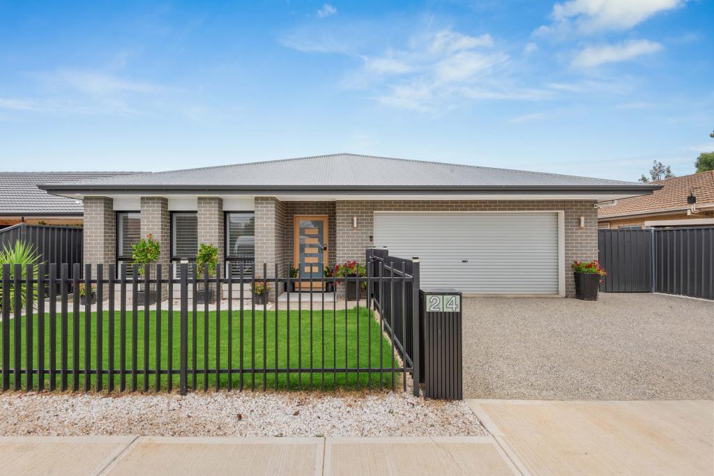 24 Charles St, Ascot Park, SA 5043