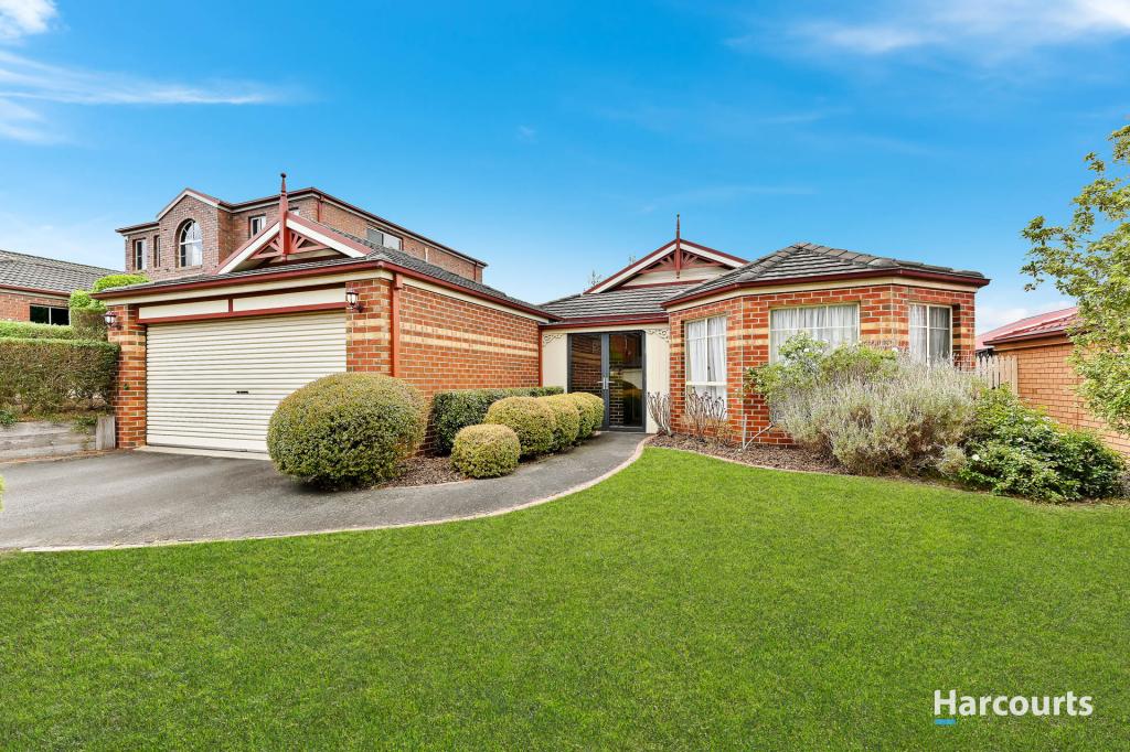 27 Allardice Pde, Berwick, VIC 3806