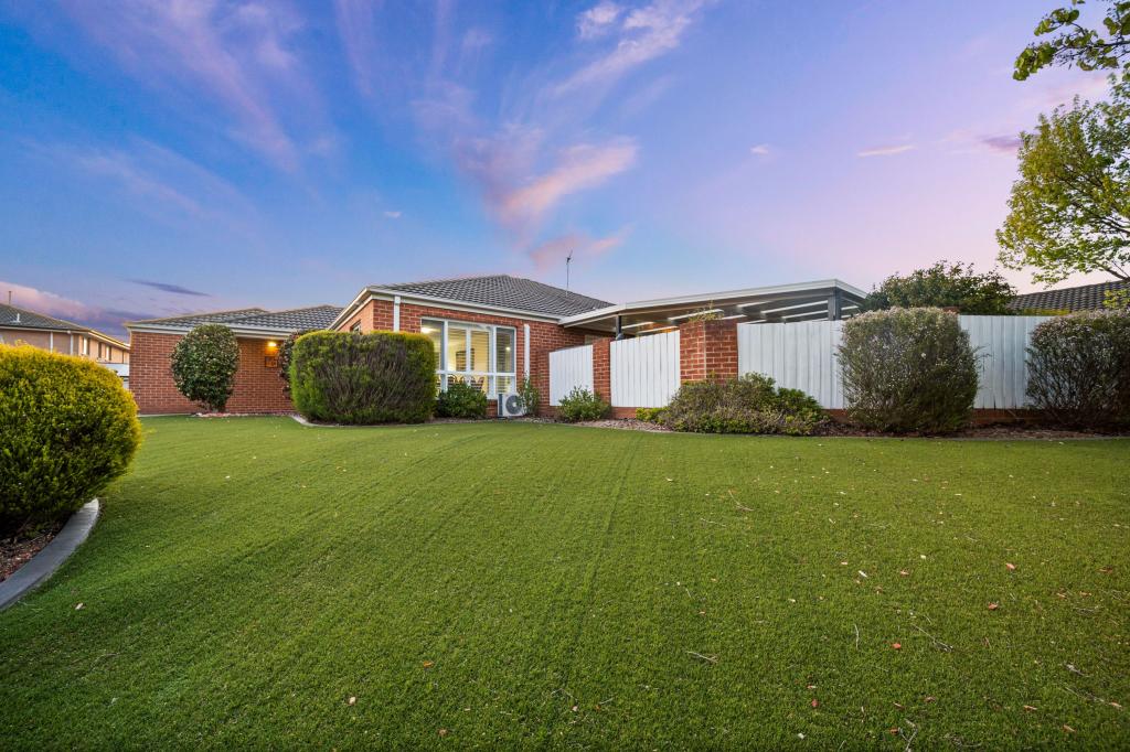 11 Coolgardie St, Dunlop, ACT 2615