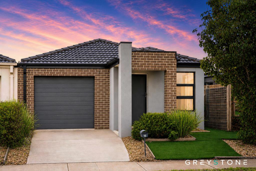 16 Abbott St, Melton South, VIC 3338