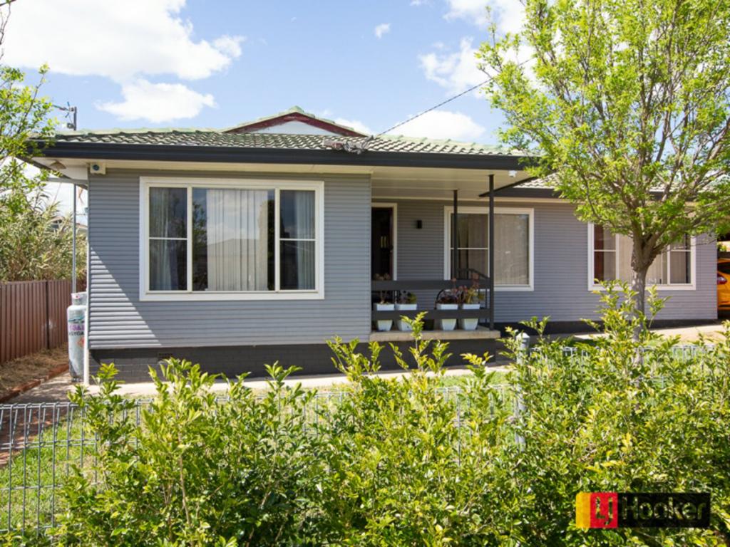 19 Wongala St, South Tamworth, NSW 2340