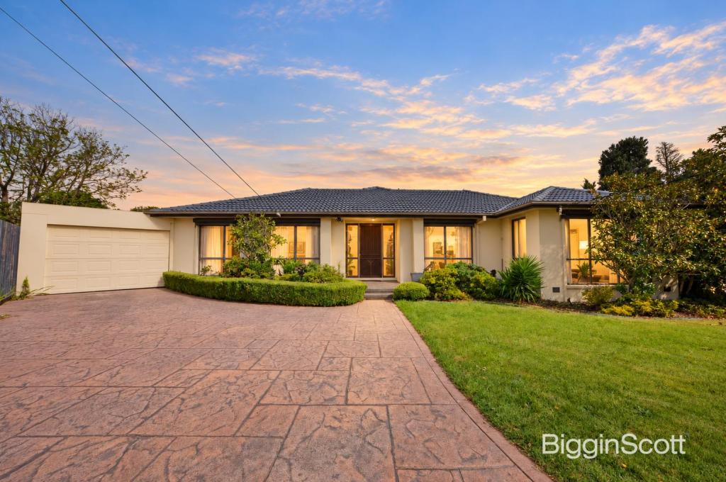 4 Dovette Ct, Wheelers Hill, VIC 3150