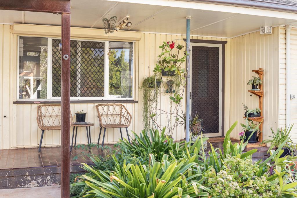 497 Greenwattle St, Wilsonton, QLD 4350