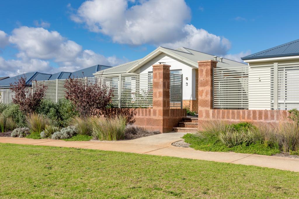 3 Oriel Lane, Piara Waters, WA 6112