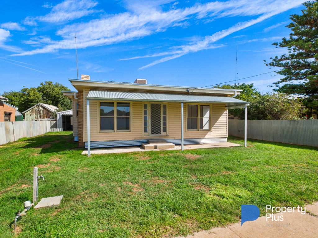 51 Dempsey St, Wycheproof, VIC 3527