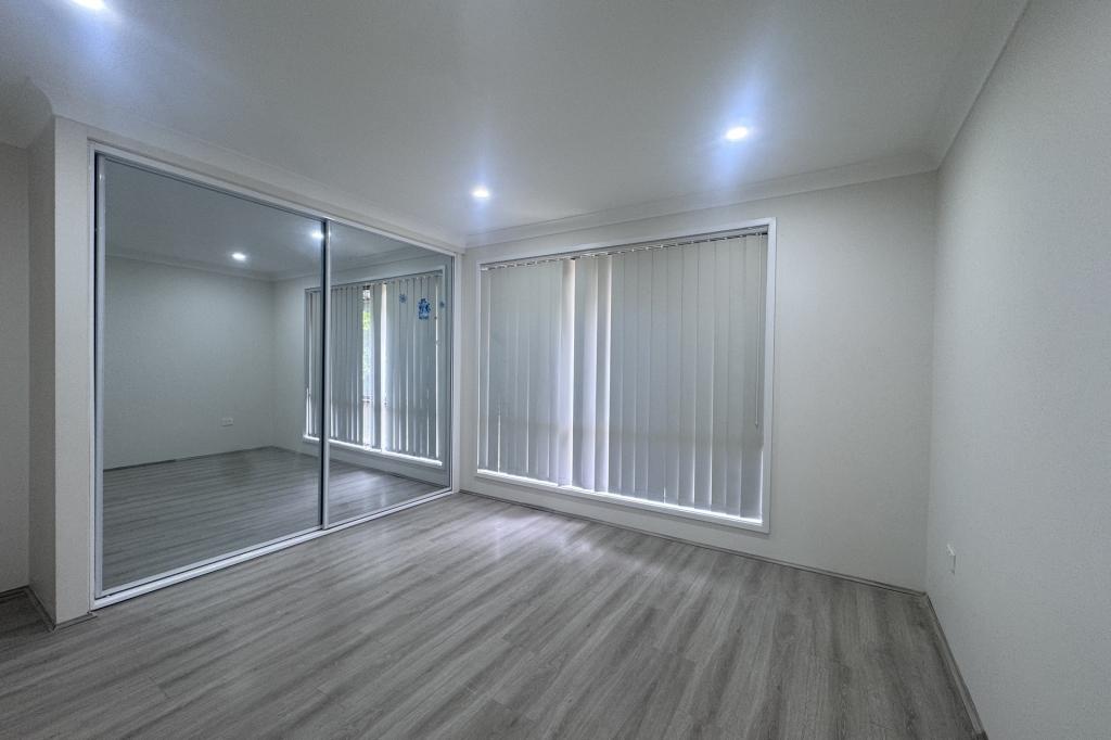 1/ 14 Francis St, Minto, NSW 2566