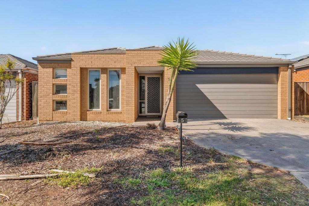 5 Nantha Way, Brookfield, VIC 3338