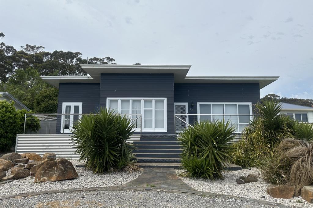 211 Tarleton St, East Devonport, TAS 7310