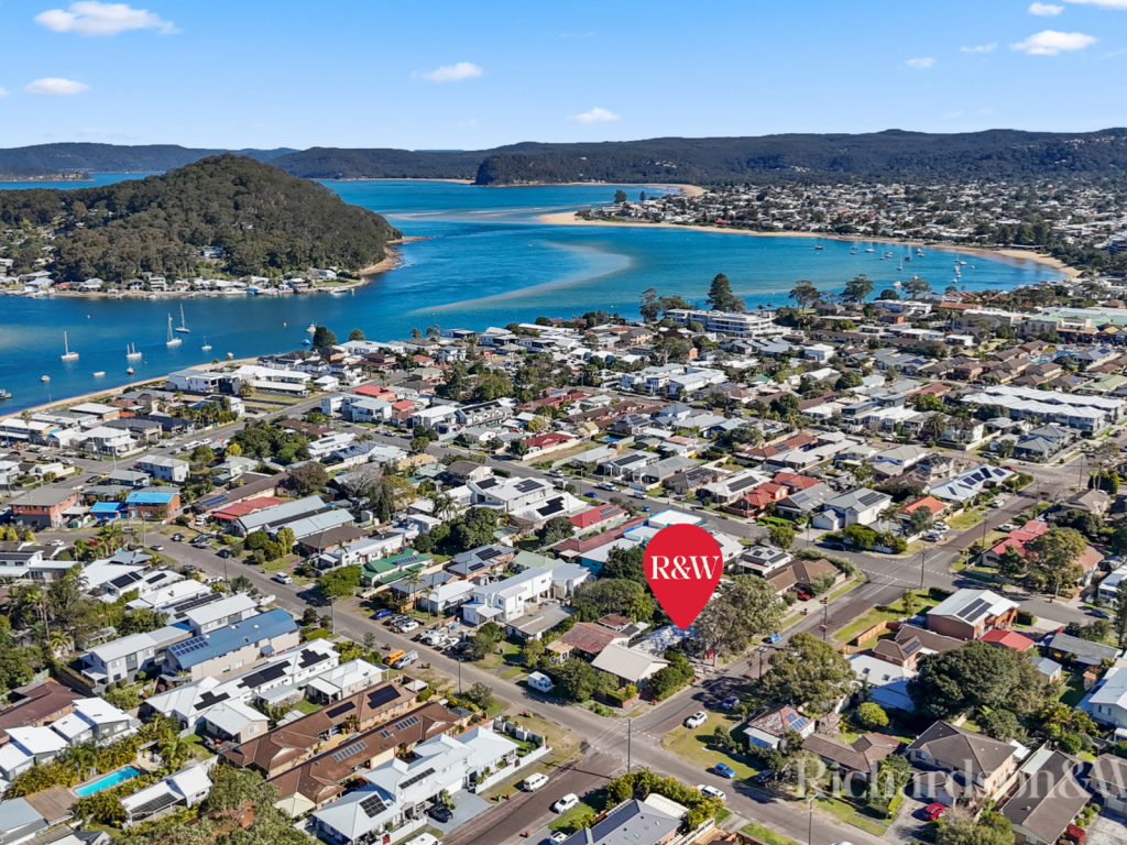 2/9 Telopea St, Booker Bay, NSW 2257