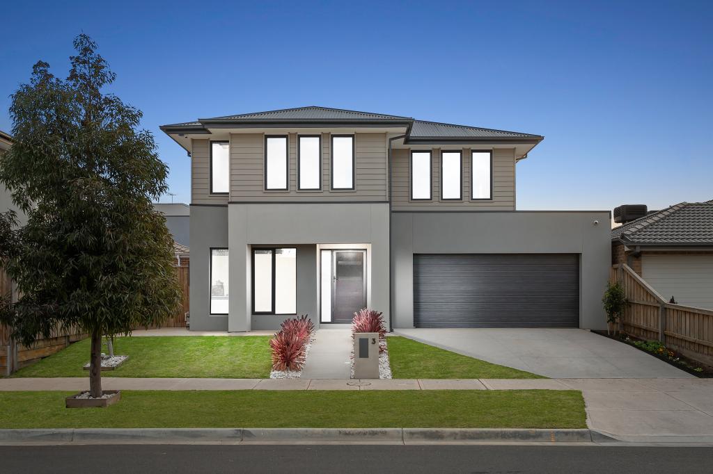 3 BLOODSWORTH RD, DEANSIDE, VIC 3336