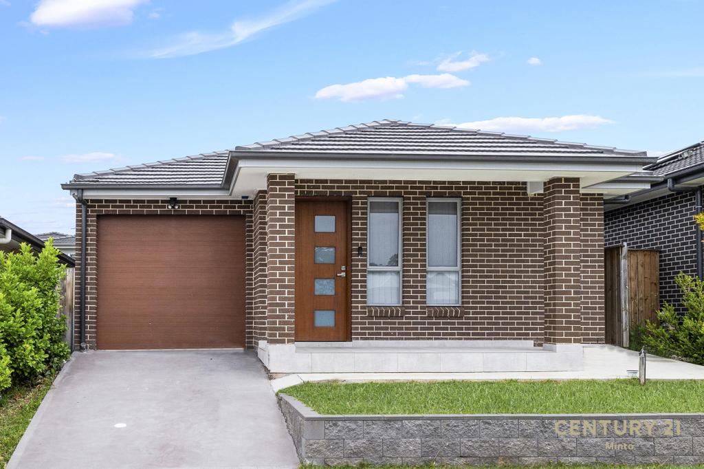 28 GRATWICK ST, BRADBURY, NSW 2560