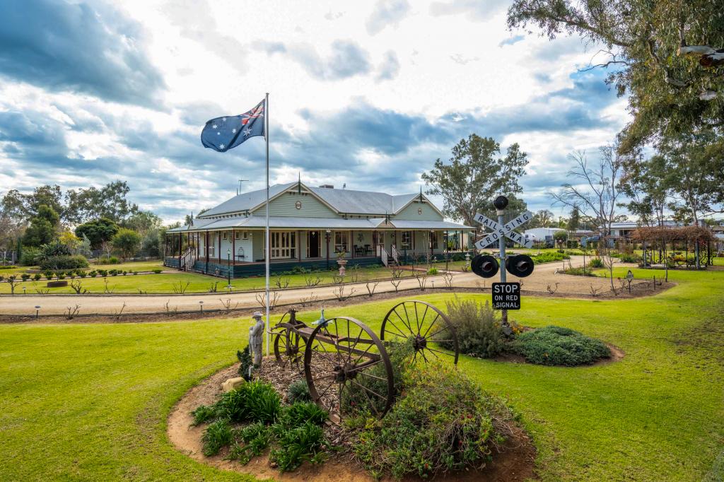 5 Muscara Ct, Yarroweyah, VIC 3644