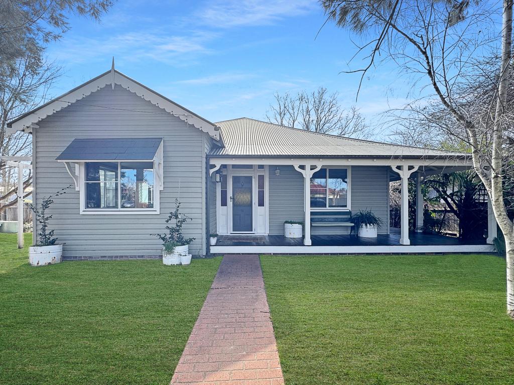 83 Dumaresq St, Armidale, NSW 2350