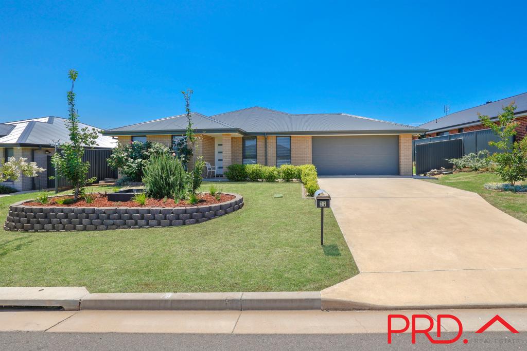 39 Kingham St, North Tamworth, NSW 2340